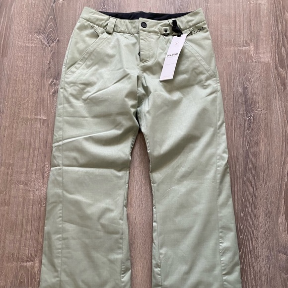 Volcom Women’s Insulated Snow Pants - Picture 6 of 7